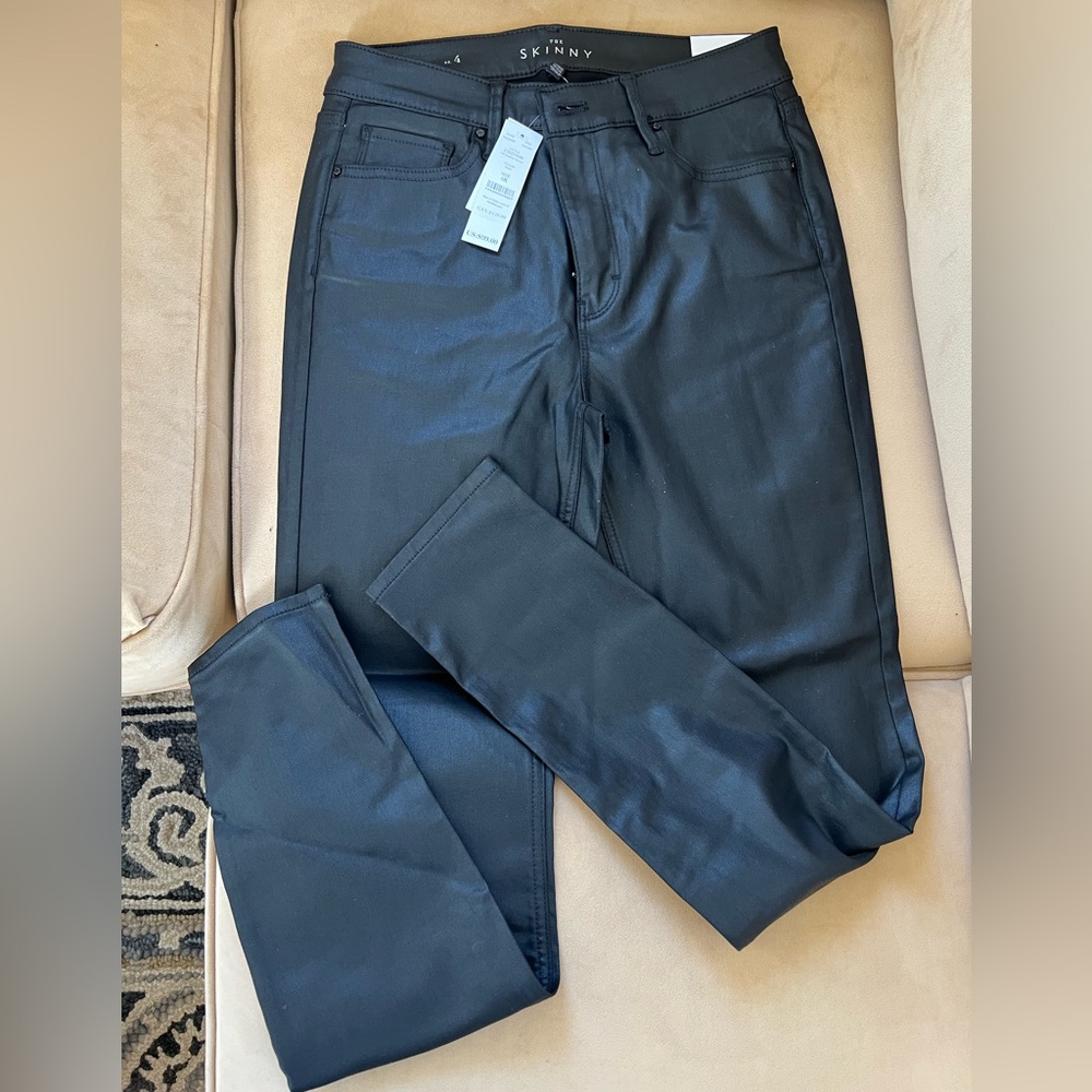 NWT black coated skinny jeans